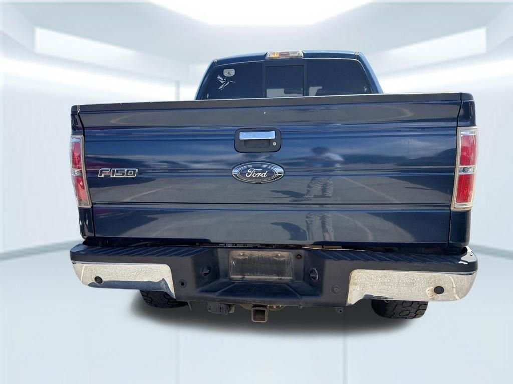 Used 2013 Blue Ford XLT image 5
