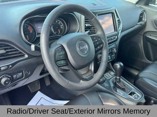 Used 2022 Black Jeep Trailhawk image 16