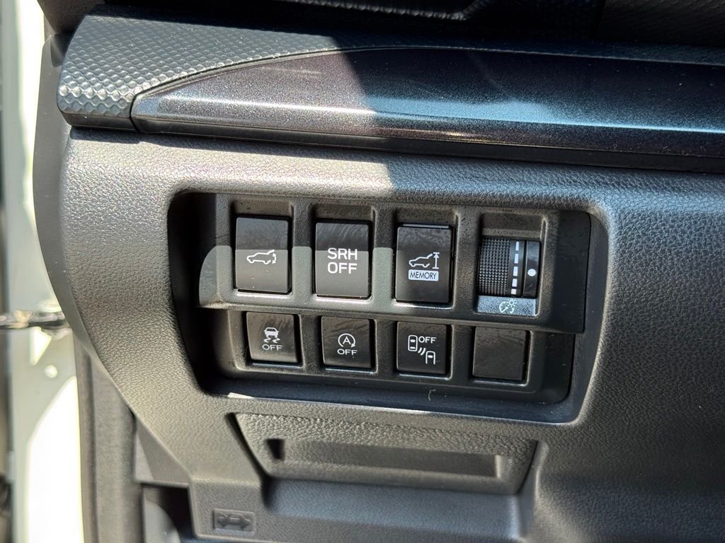 Used 2025 White Subaru Wilderness image 16