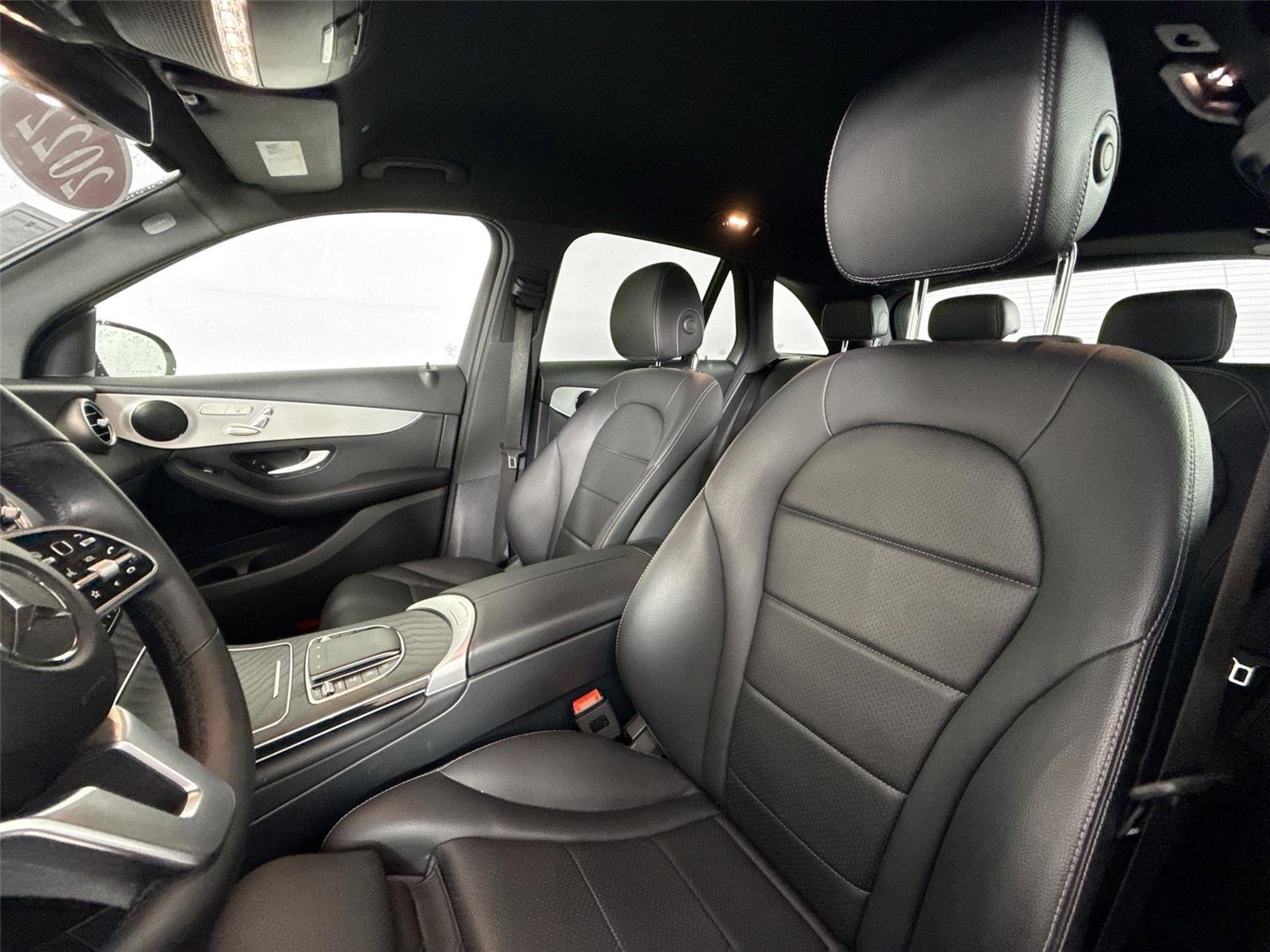 Used 2022 Black Mercedes-Benz GLC 300 image 3