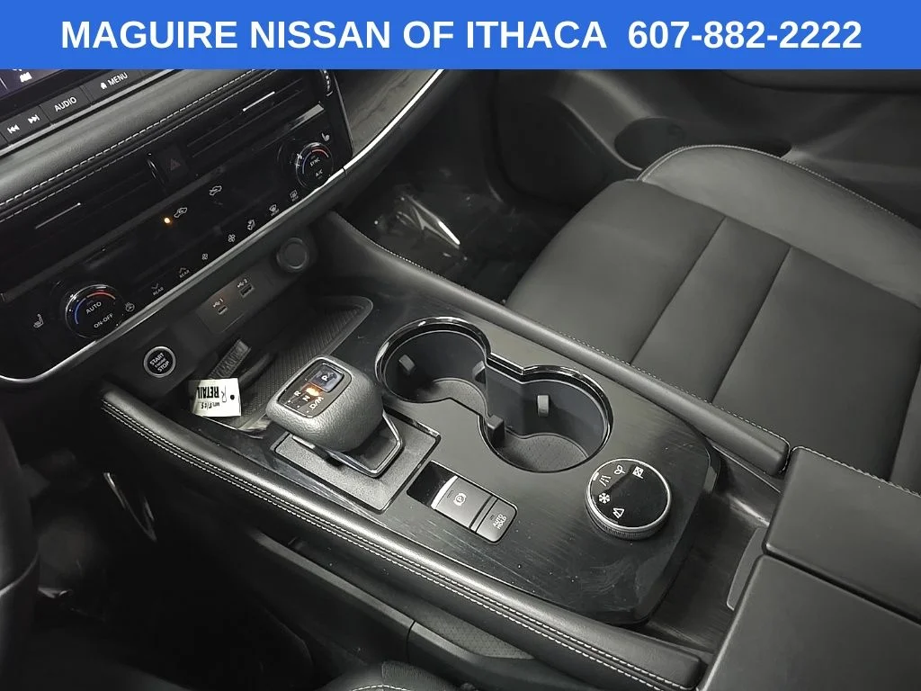 Used 2021 Gray Nissan SL image 27