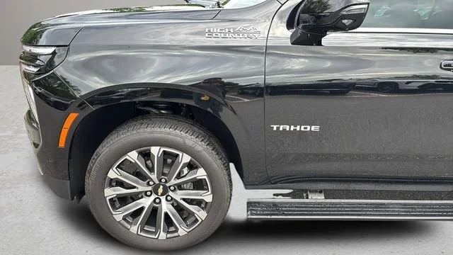 Used 2025 Black Chevrolet High Country image 36