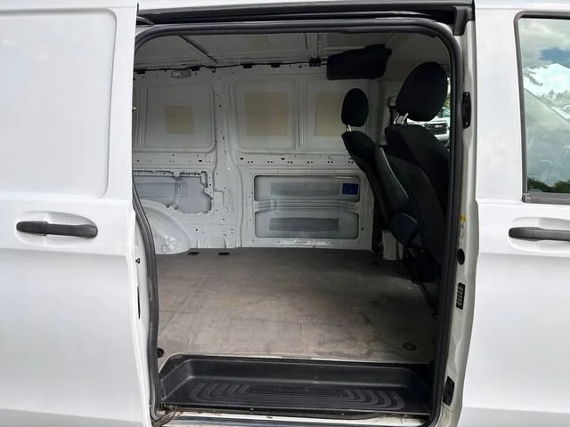 Used 2018 White Mercedes-Benz NA image 15