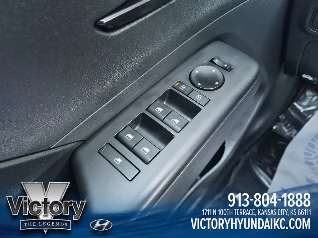 Used 2025 Gray Hyundai SEL image 11