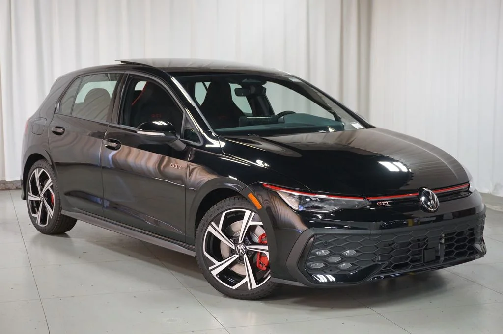 New 2026 Black Volkswagen 2.0T SE image 3