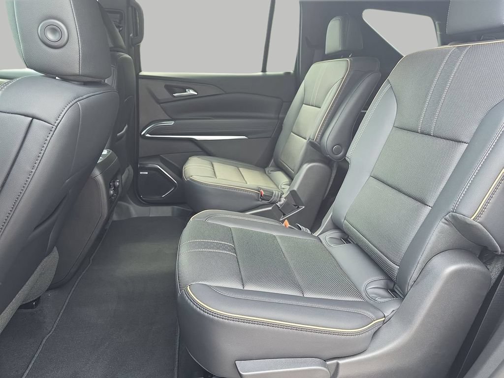 2026 Chevrolet Traverse High Country - Photo 16