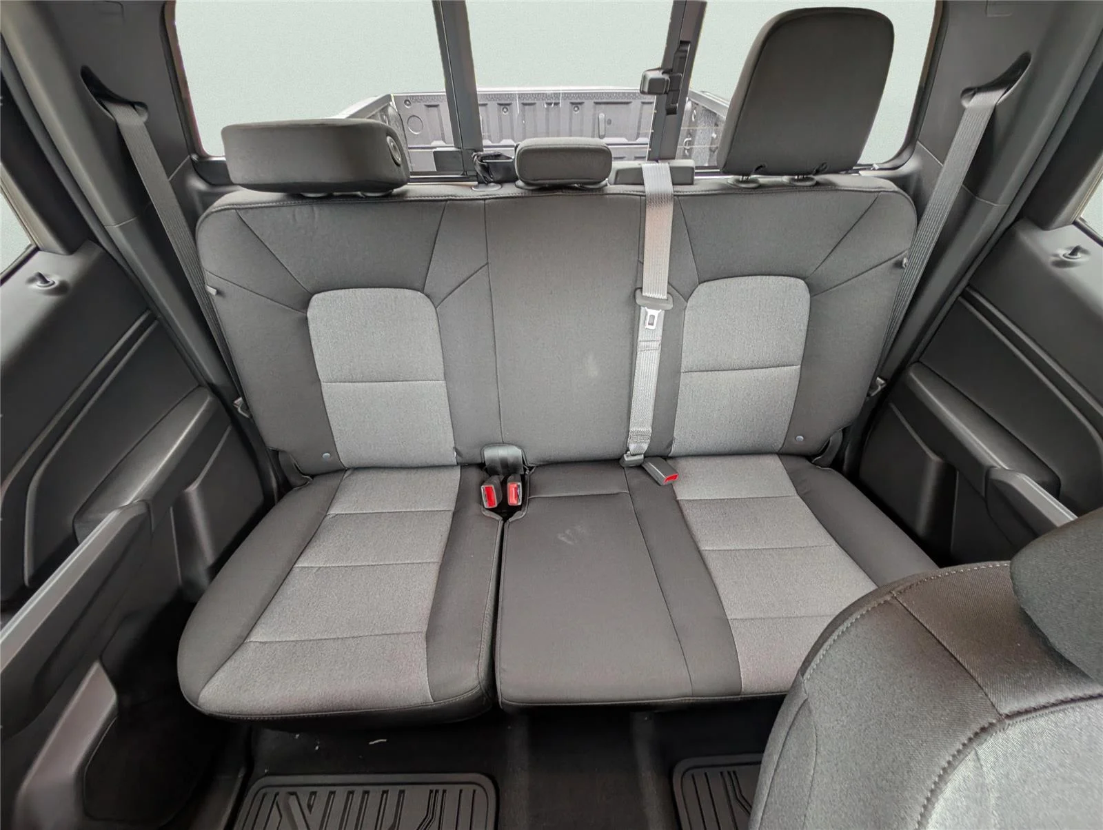 New 2026 Summit White Chevrolet Trail Boss image 36