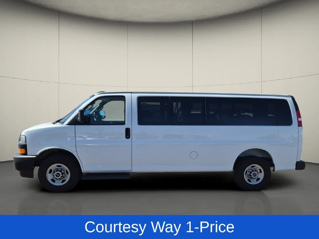 Used 2022 White GMC LS image 5