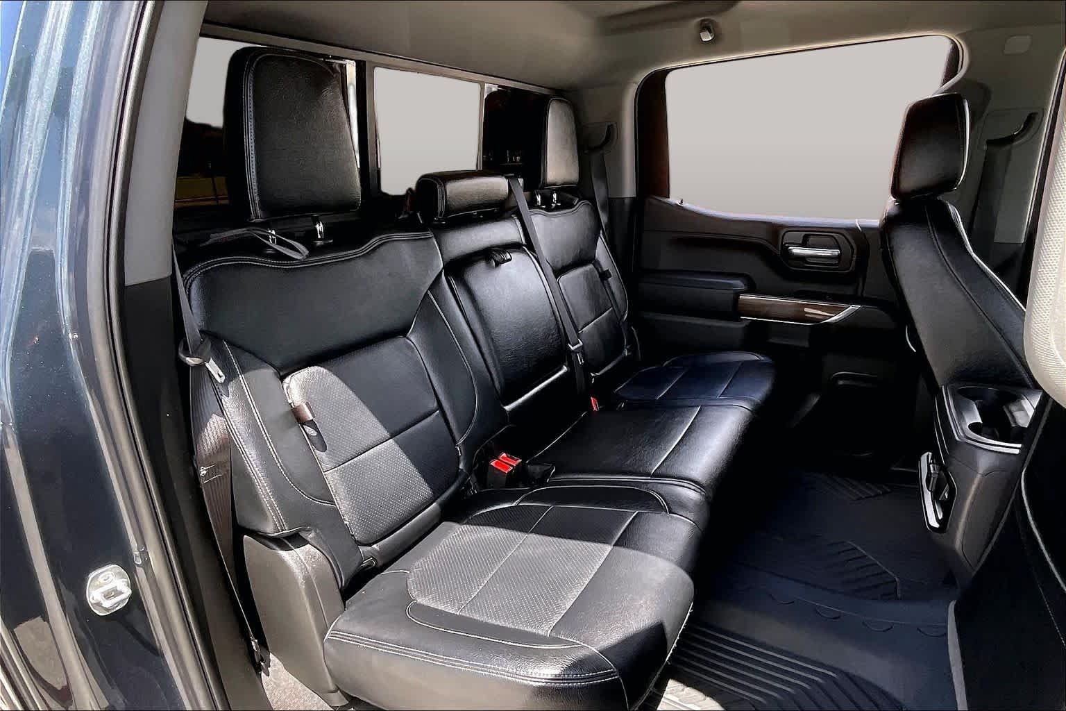 Used 2019 Shadow Gray Metallic Chevrolet RST image 20