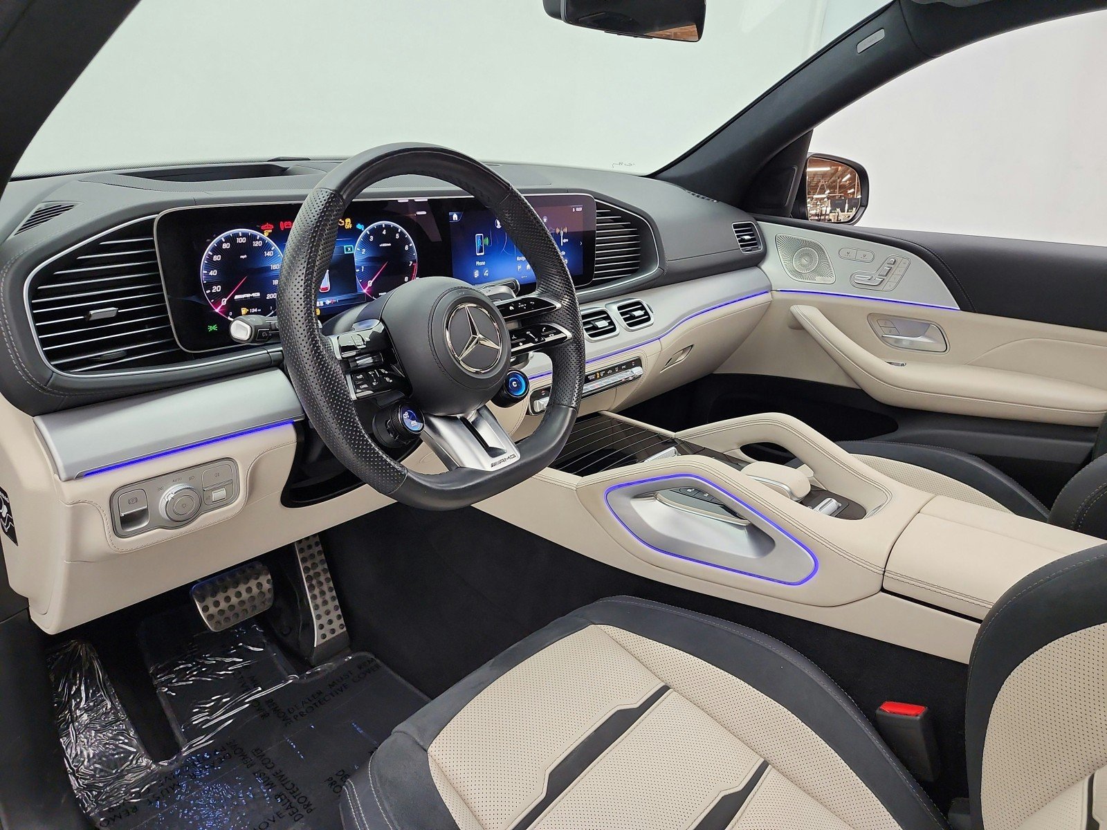 Certified Used 2024 Obsidian Black Metallic Mercedes-Benz AMG® GLE 63 S 4MATIC+ SUV image 12
