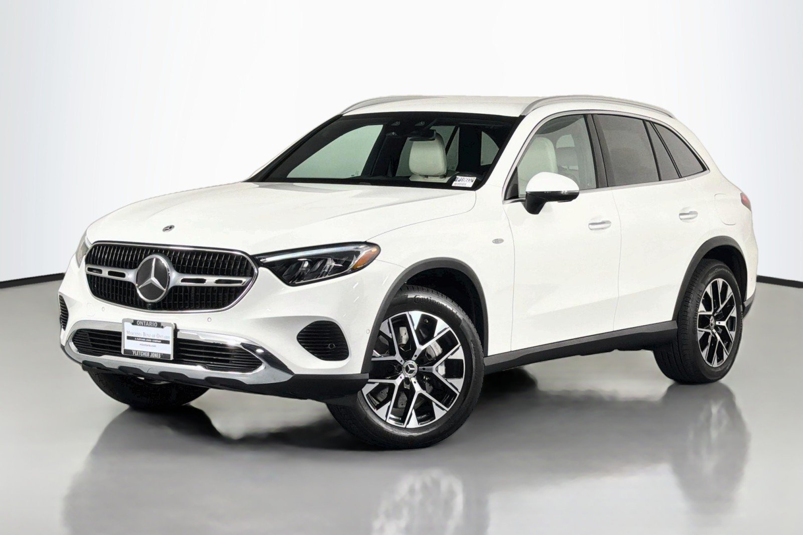2025 Mercedes-Benz GLC