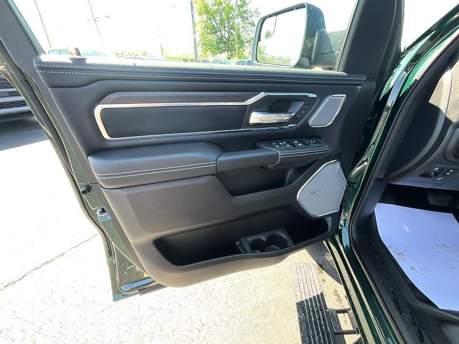 New 2026 Serrano-Green Metallic Exterior Paint RAM Laramie image 11