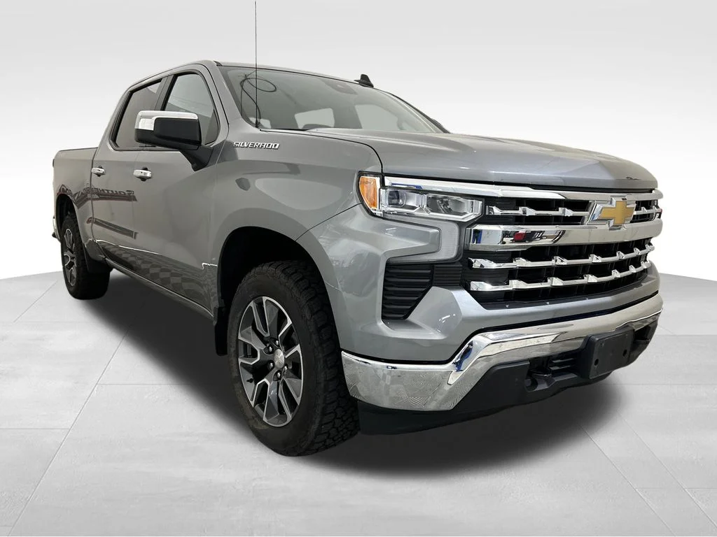 Used 2024 Gray Chevrolet LT image 9