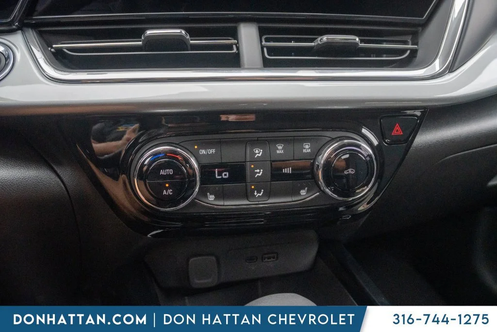2026 Chevrolet Trax LT - Photo 8