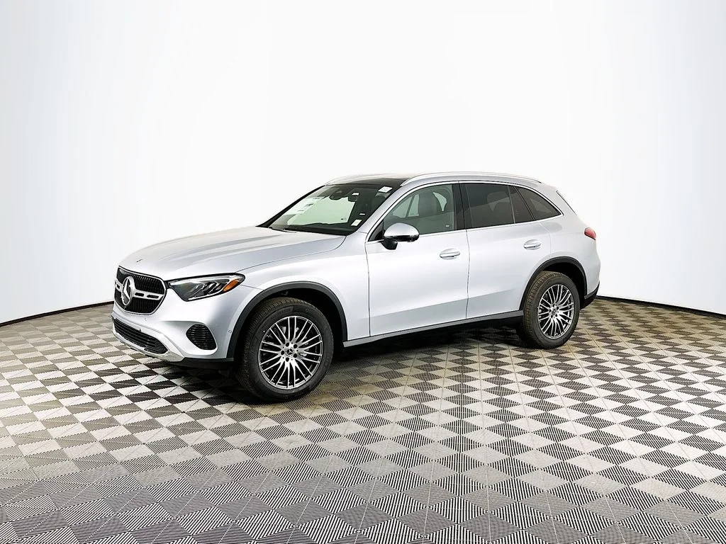 Used 2026 Gray Mercedes-Benz GLC 300 image 2