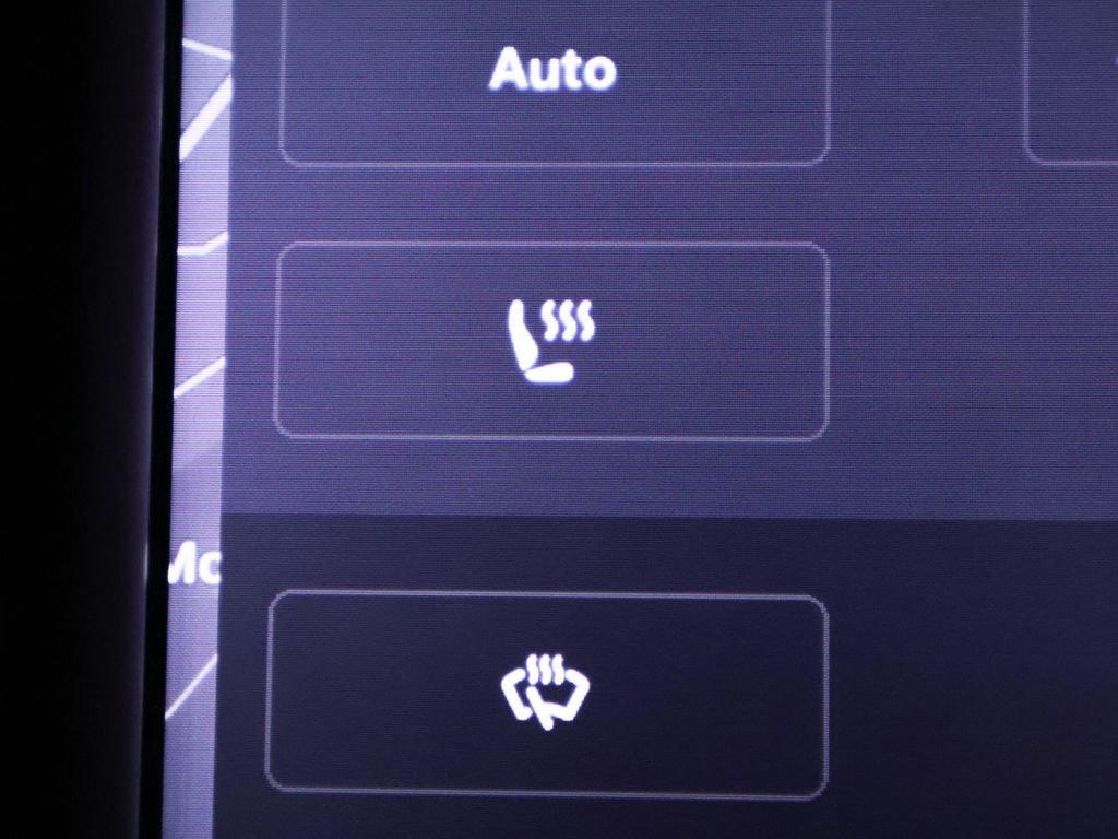 Used 2020 White Tesla Long Range image 39