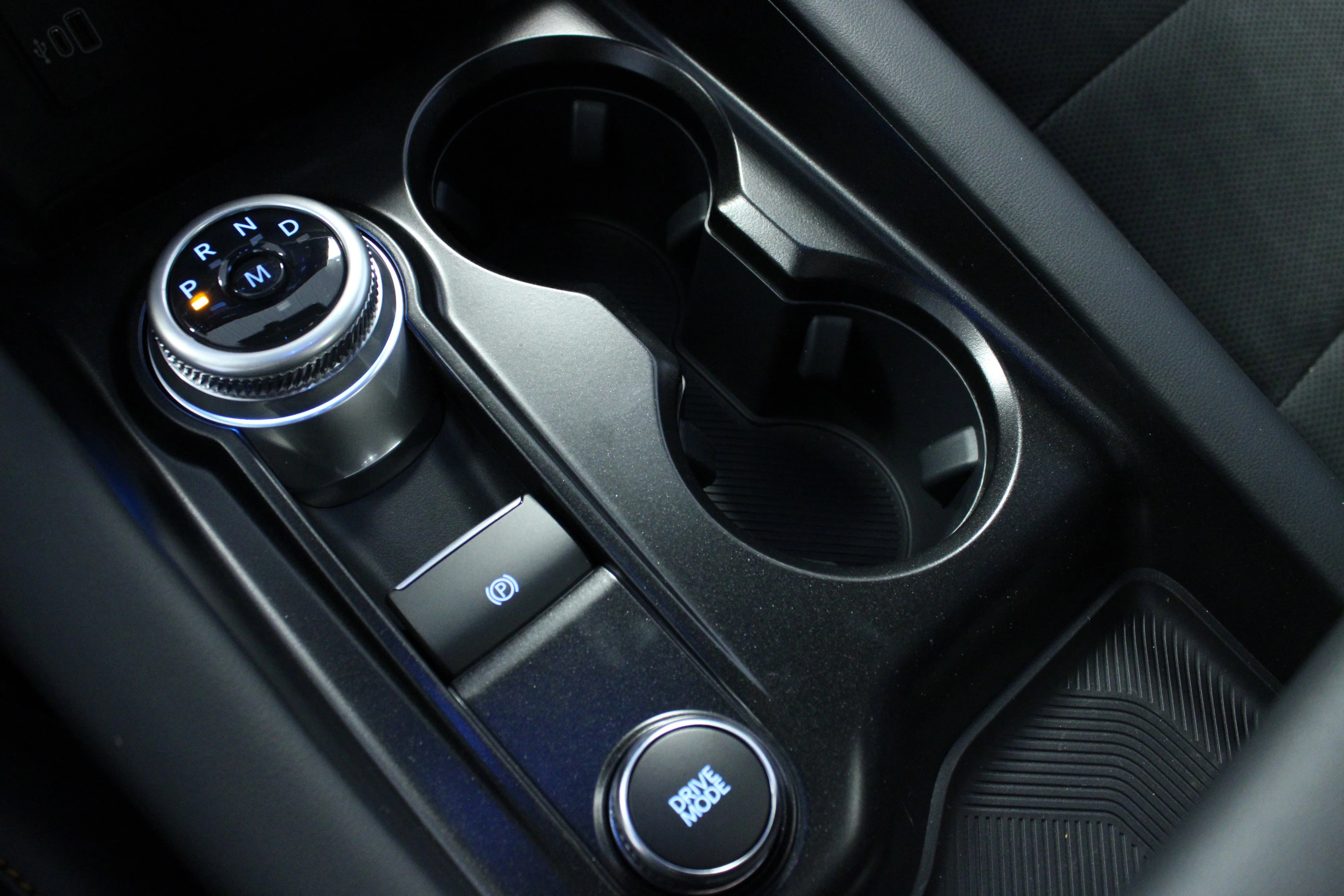 New 2026 Carbonized Gray Metallic Ford Tremor® image 24