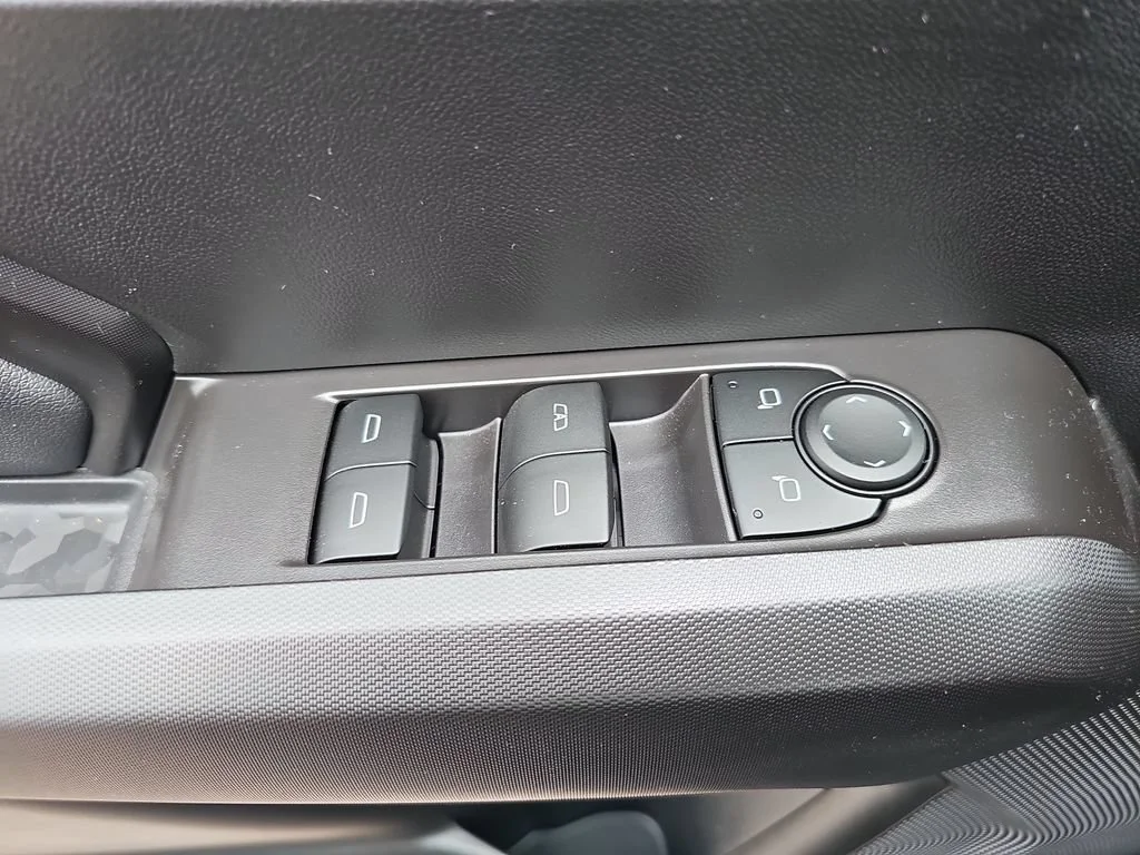 2026 Chevrolet Colorado LT - Photo 28