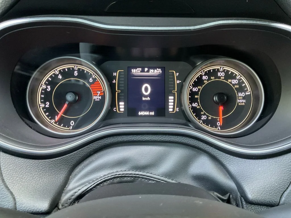 Used 2021 White Jeep Latitude Plus image 19