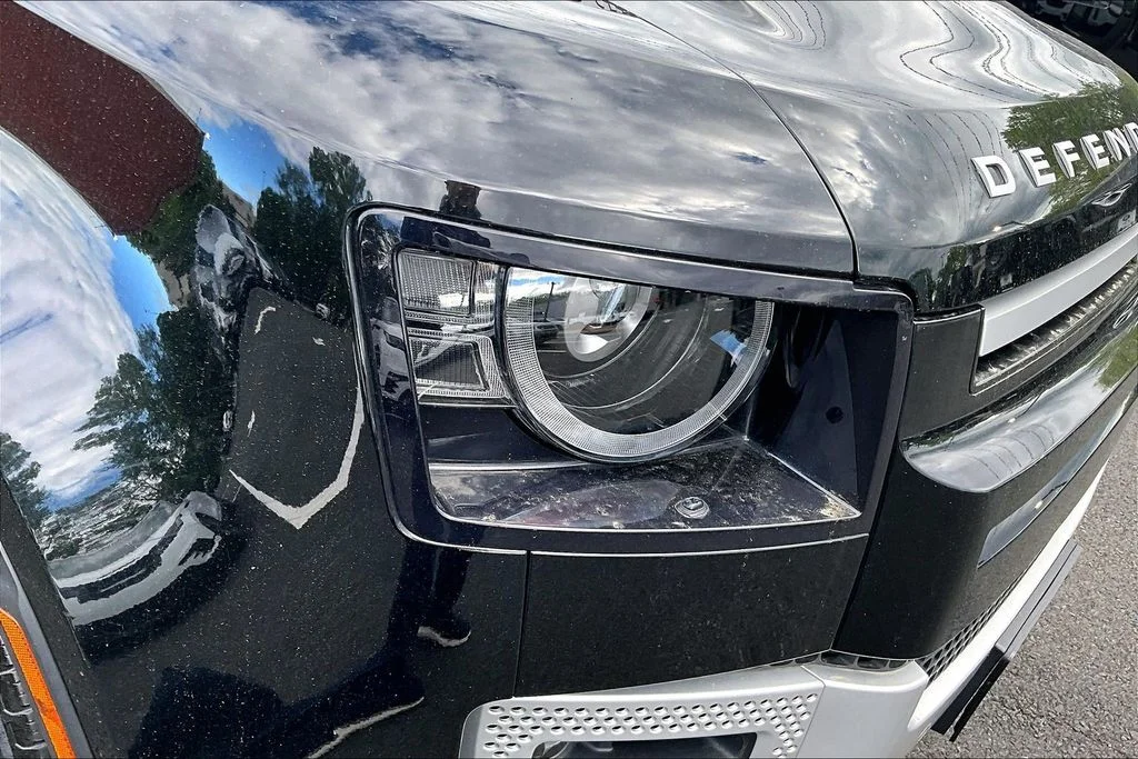 Certified Used 2024 Black Land Rover S image 32