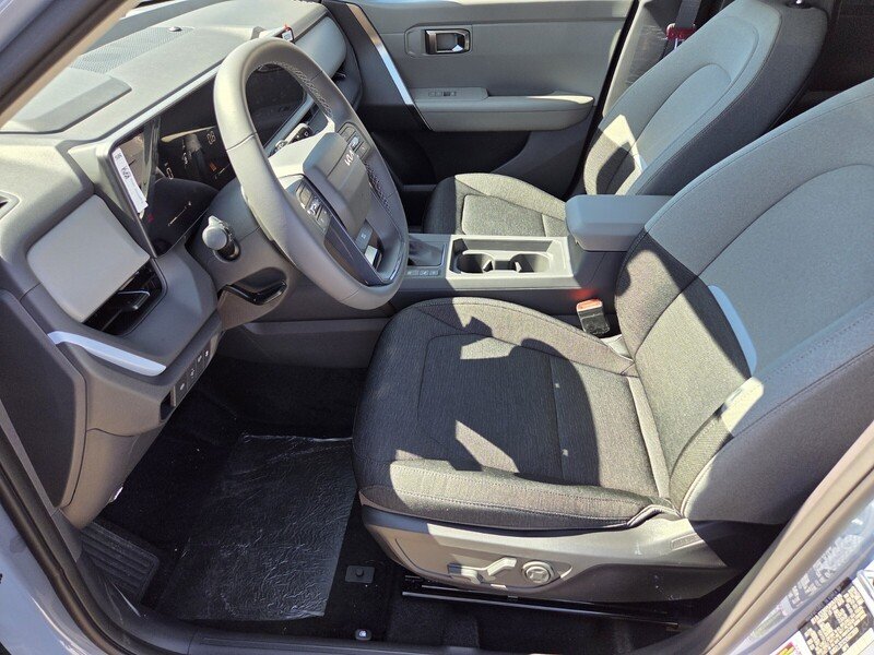New 2027 Pale Gray Kia S image 6