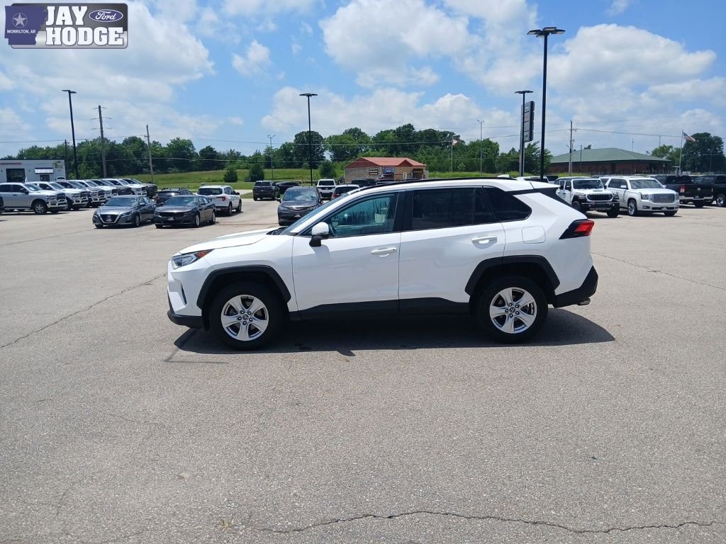Used 2021 White Toyota XLE image 6