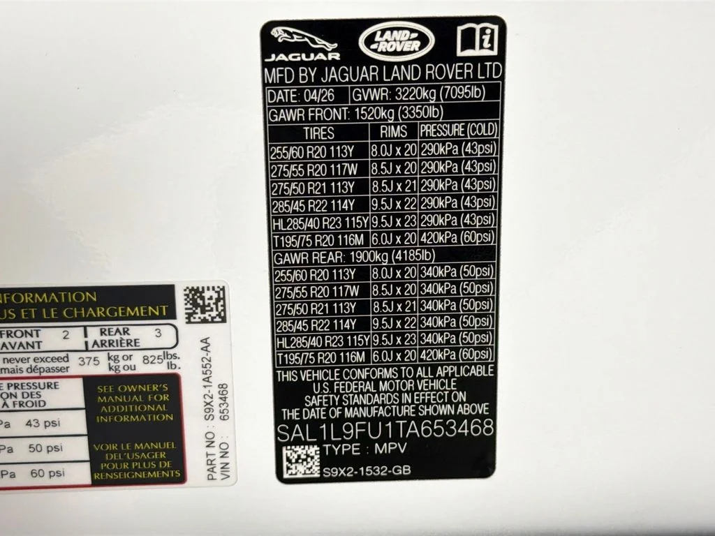 New 2026 Fuji White Land Rover Dynamic SE image 34