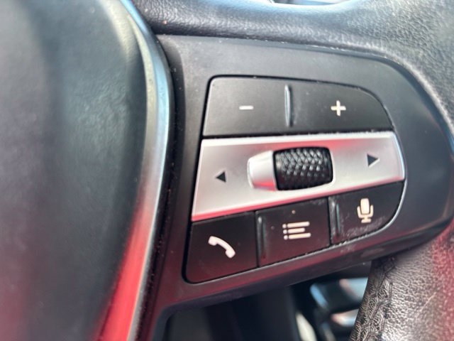 Used 2020 Jet Black BMW sDrive30i image 9