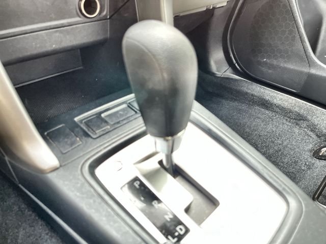 Used 2018 Silver Subaru 2.5i image 22