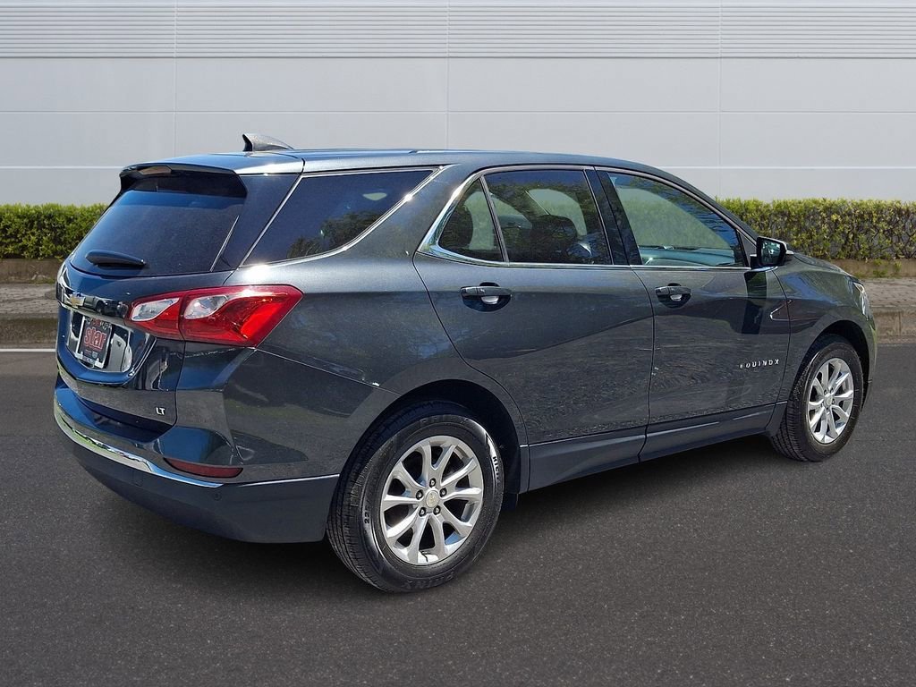 Used 2018 NIGHTFALL GRAY METALLIC Chevrolet LT image 7