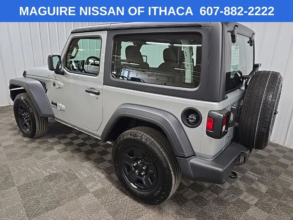 Used 2024 Silver Jeep Sport image 9