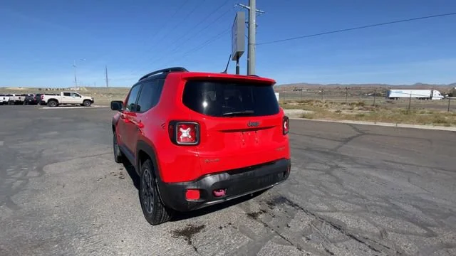 Used 2017 Colorado Red Jeep Trailhawk image 7
