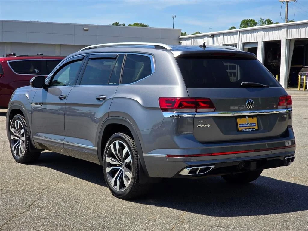 Used 2022 Gray Volkswagen 3.6L V6 SEL Premium R-Line image 24
