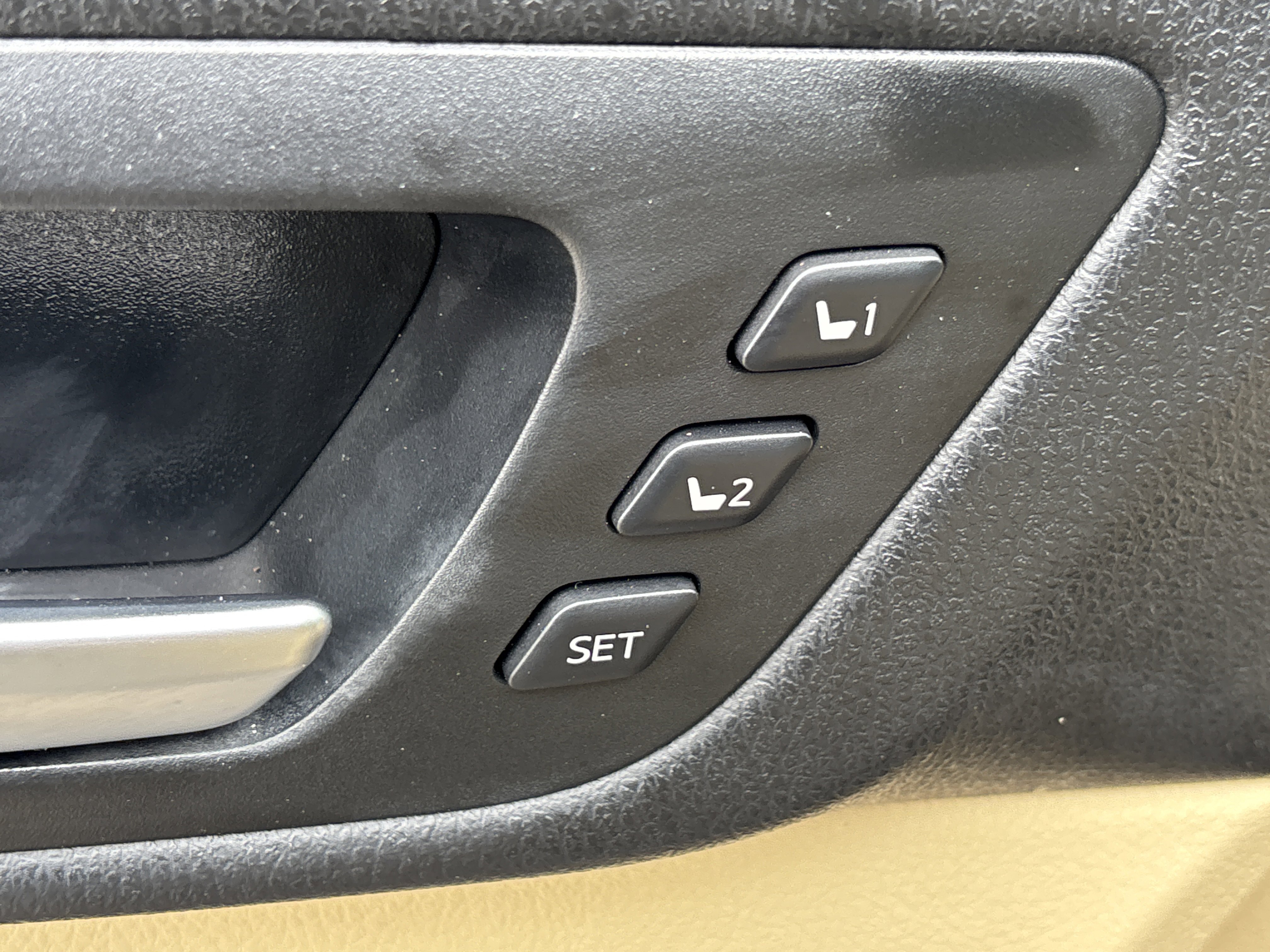 Used 2018 Midnight Black Metallic Toyota Limited AWD image 25