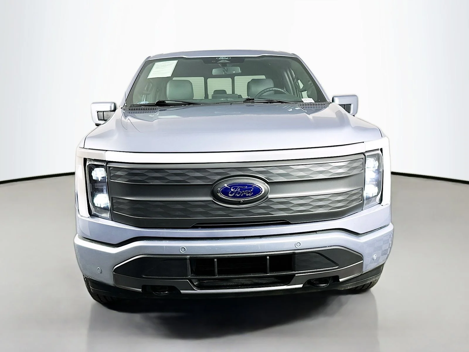 Used 2022 Ford F-150 Lightning Lariat with VIN 1FTVW1EL5NWG16097 for sale in Gladstone, OR