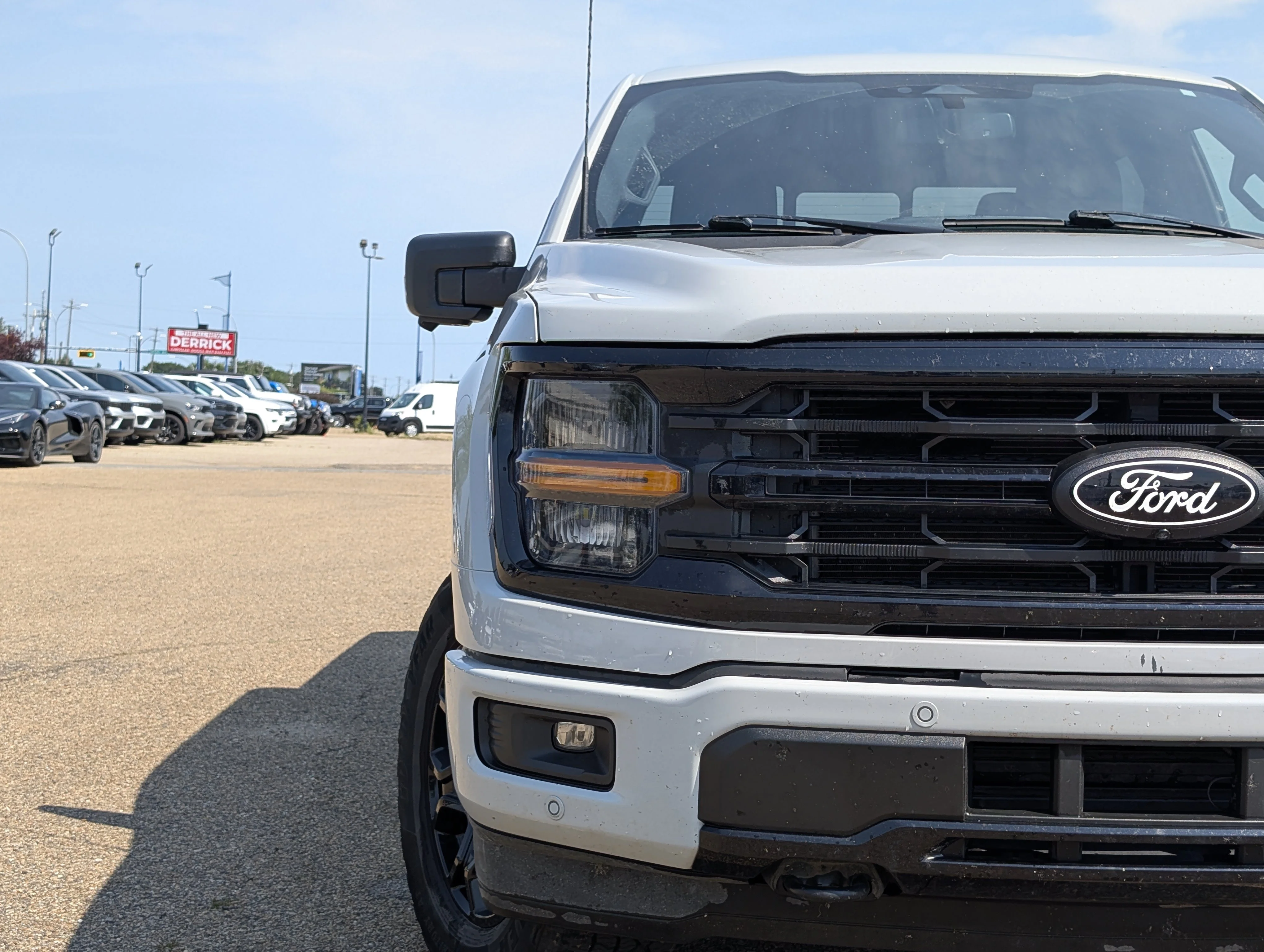Used 2024 Avalanche Ford XLT image 11