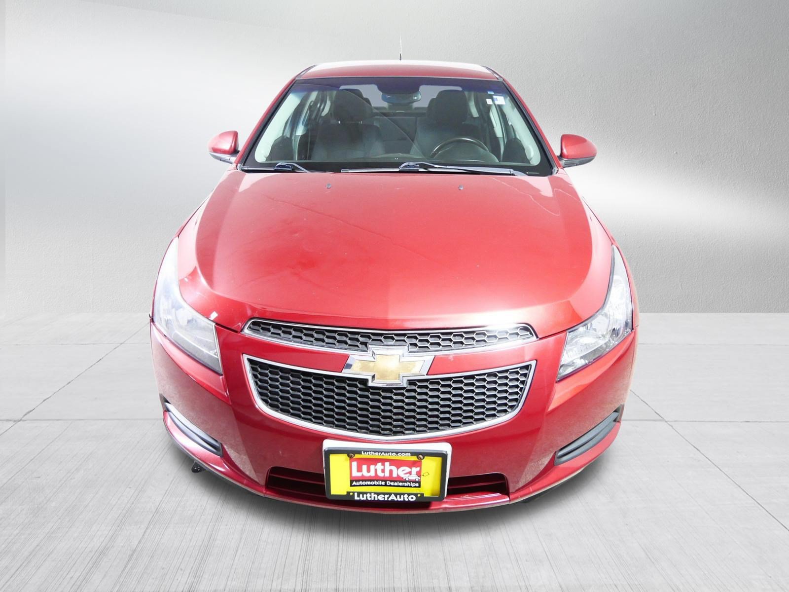 Used 2014 Chevrolet Cruze 1LT with VIN 1G1PC5SB2E7278293 for sale in Golden Valley, MN