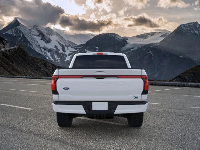 2025 Ford F-150 Lightning Lariat - Photo 5