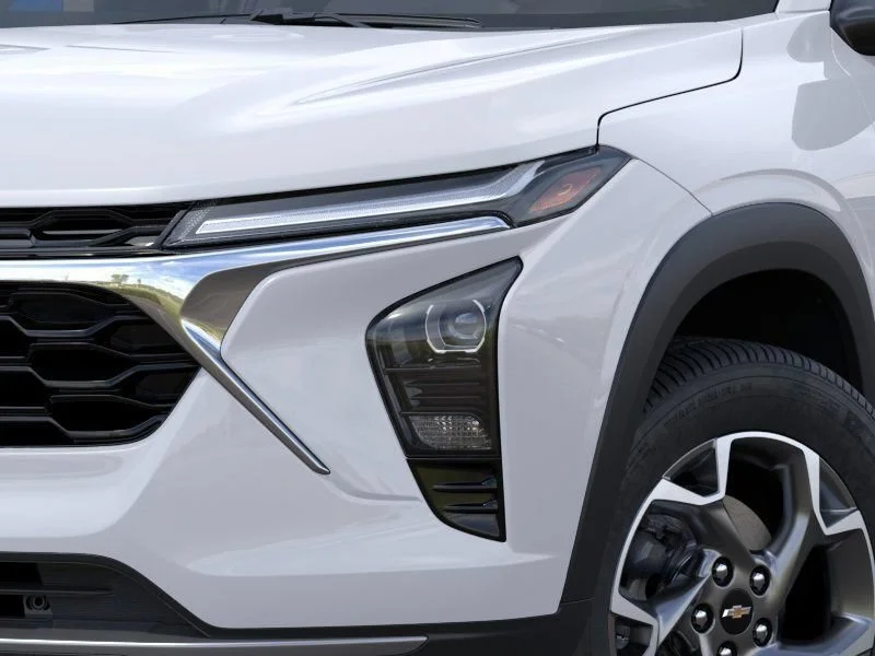 New 2026 Summit White Chevrolet LT image 15