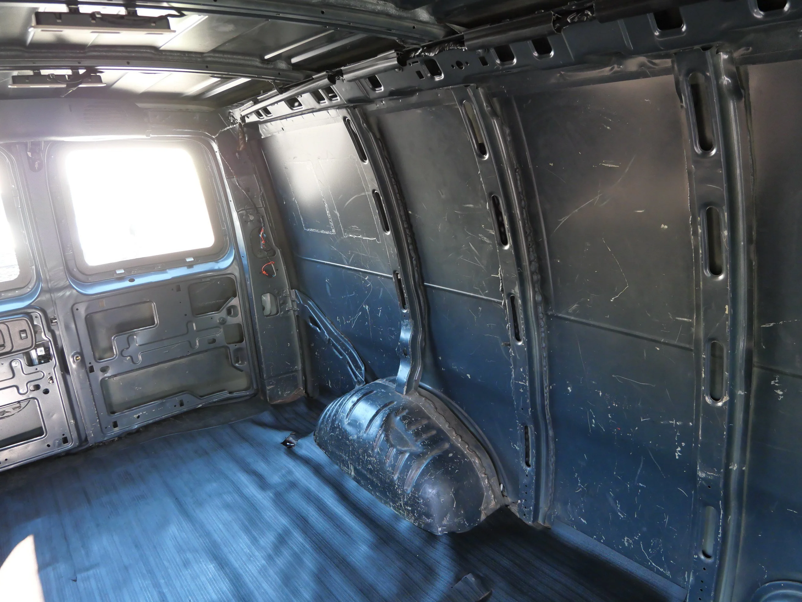 2017 Chevrolet Express Cargo Work Van - Photo 14