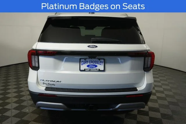 New 2027 Star White Metallic Tri-Coat Ford Platinum™ image 17
