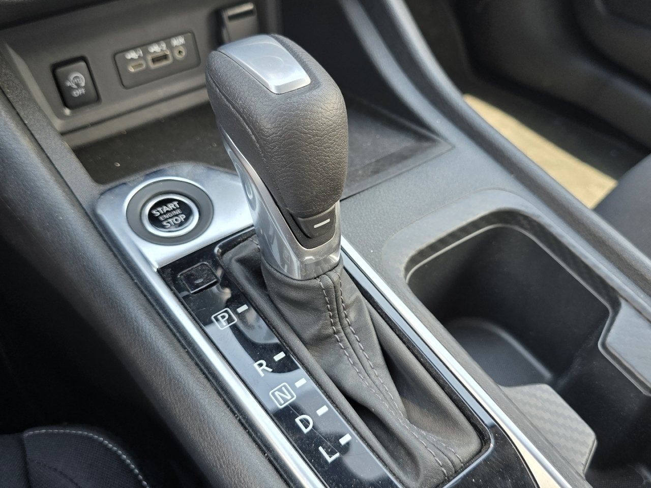 Used 2025 Black Nissan SV image 26