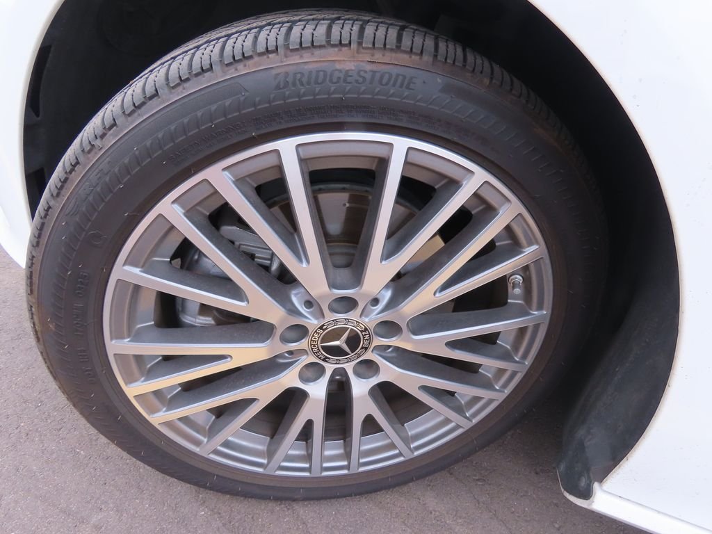 Used 2023  Mercedes-Benz CLA 250 image 15