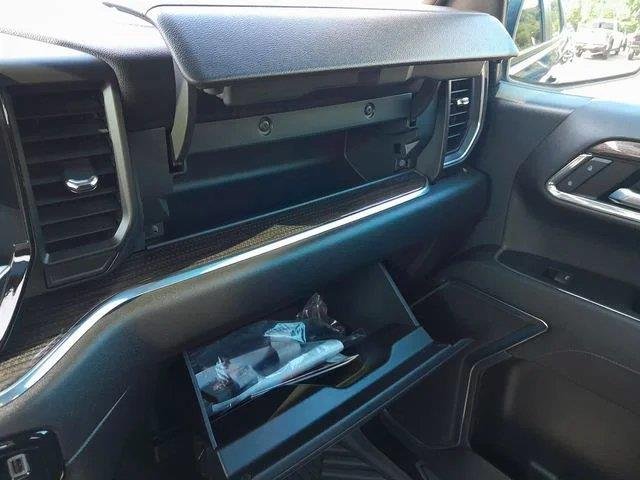 Used 2024 Lakeshore Blue Metallic Chevrolet LT image 35