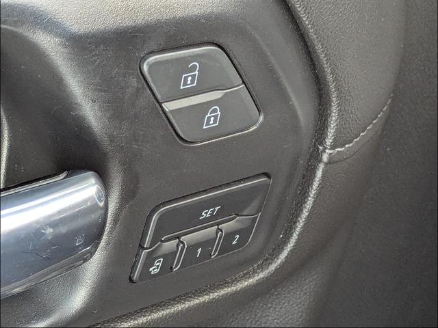 2022 Chevrolet Silverado 3500HD High Country - Photo 31