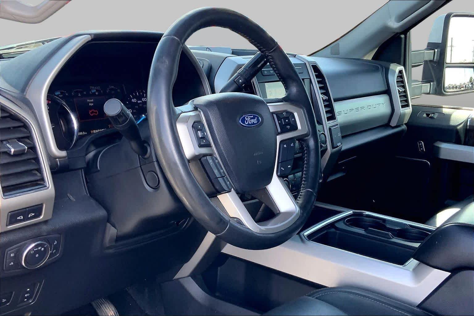 Used 2019 Oxford White Ford LARIAT image 18