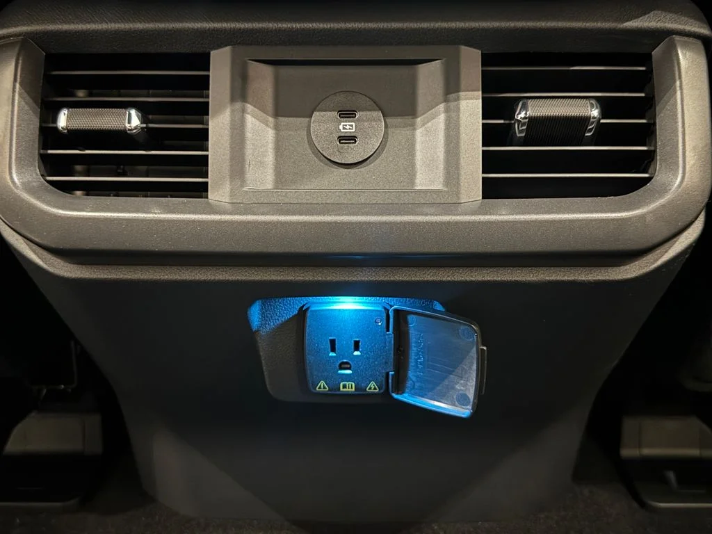 New 2026 Black Ford Lariat image 30