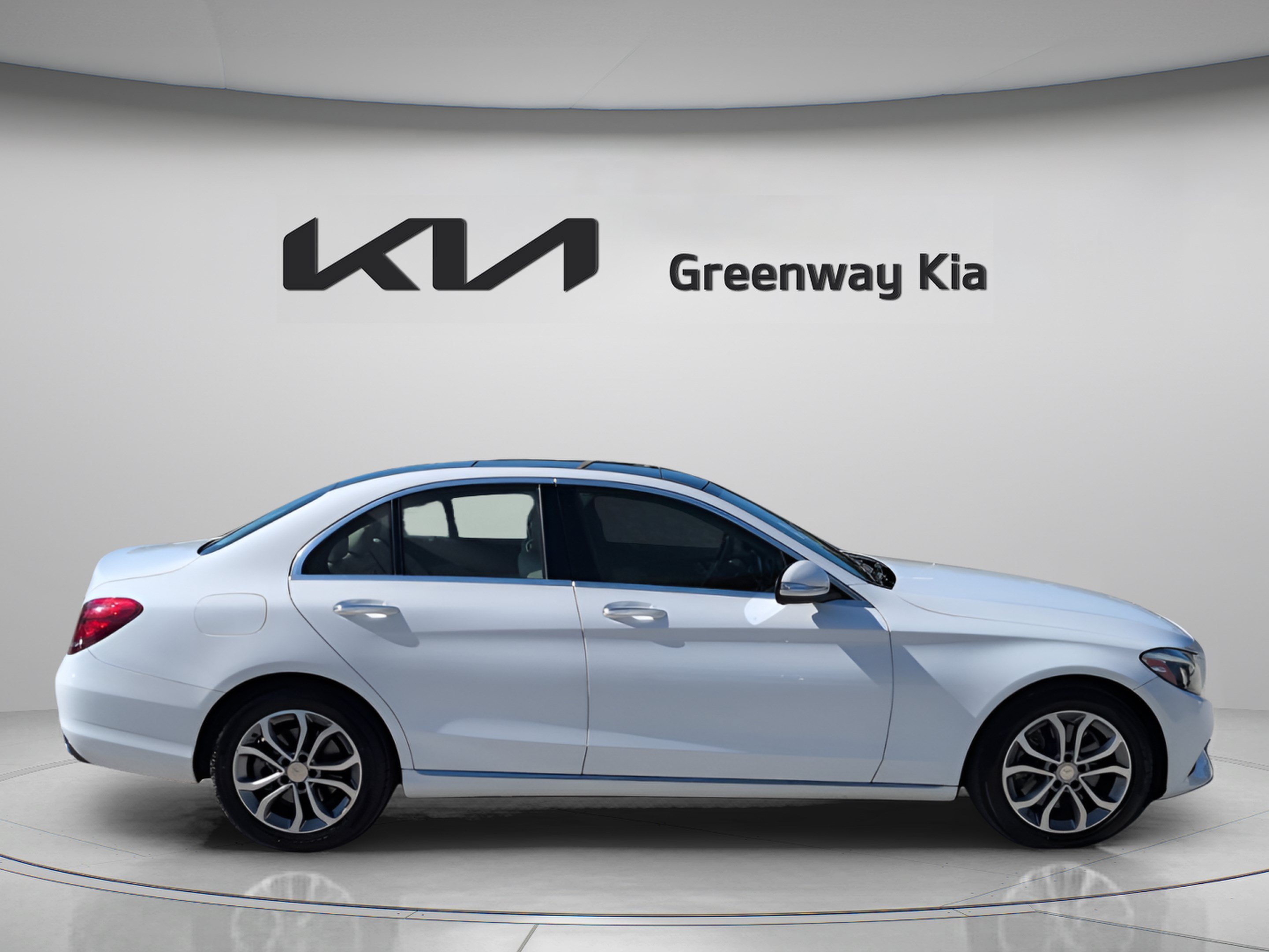 Used 2015 Polar White Mercedes-Benz C 300 image 5