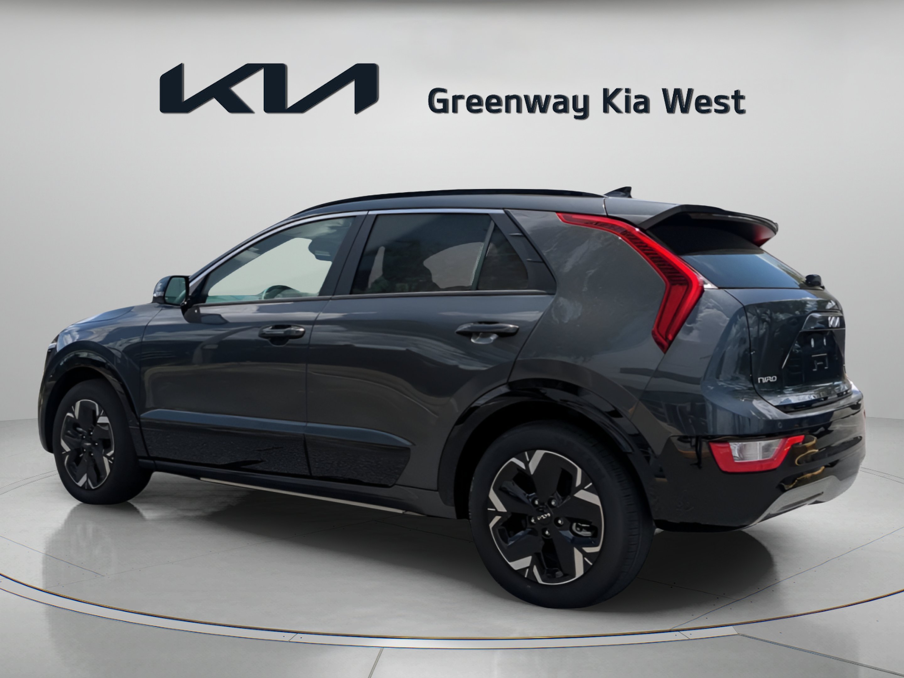 New 2026 Interstellar Gray Kia Wind image 5