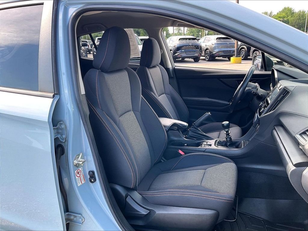 Used 2019 Cool Gray Khaki Subaru 2.0i Premium image 10